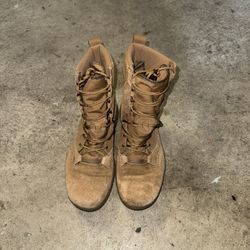 Nike Trail Boots  Size 11