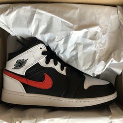 Jordan Retro 1 Mid Chile Red