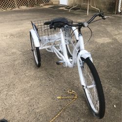 three wheel Bycicle 