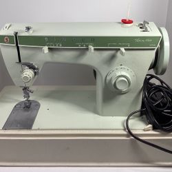 Singer Fashion Mate 252 Sewing Machine 