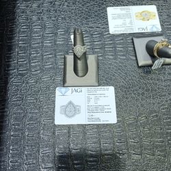 10k Gold Diamond Ring 