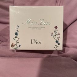 Miss Dior Bath Pearls Brand New 