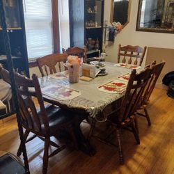 Antique Dinning Room Table With Chairs