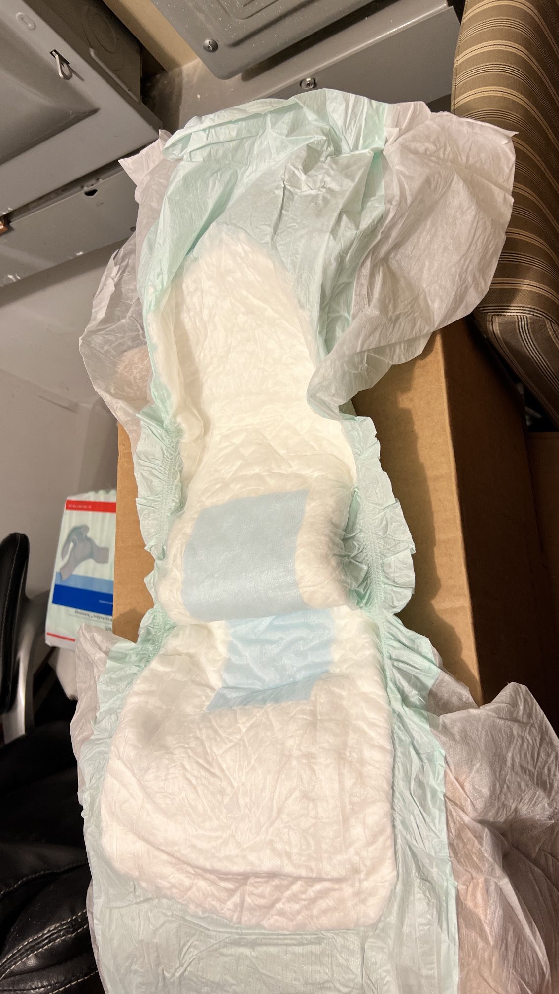 Adult Unisex Diapers 2xl for Sale in Queens, NY - OfferUp
