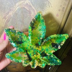 Custom Ash Trays