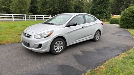 2012 Hyundai Accent