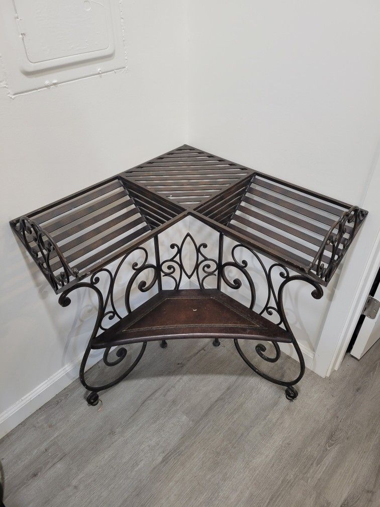 Corner Piece Iron Shelf Table Stand