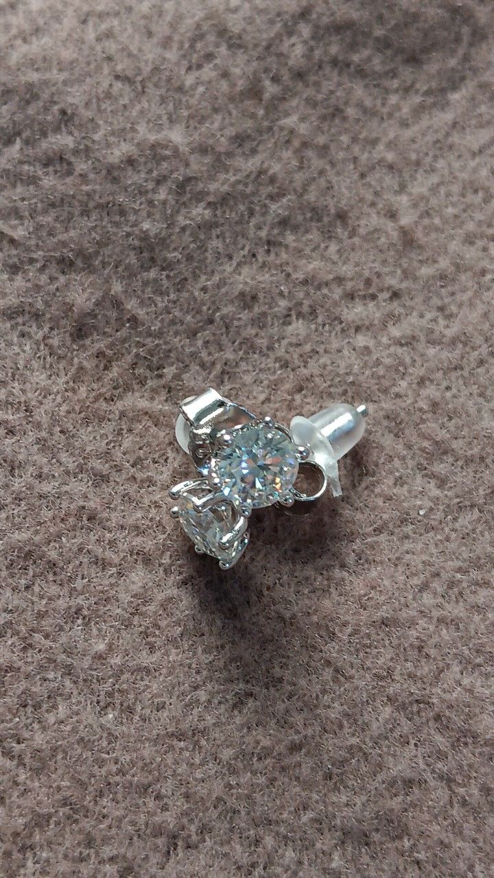 💎 WITH CERTIFICATE MOISSANITE EARRINGS