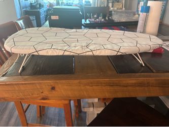 Table top ironing board