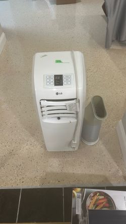 LG R410A Portable A/C On Wheels With Remote And Duct