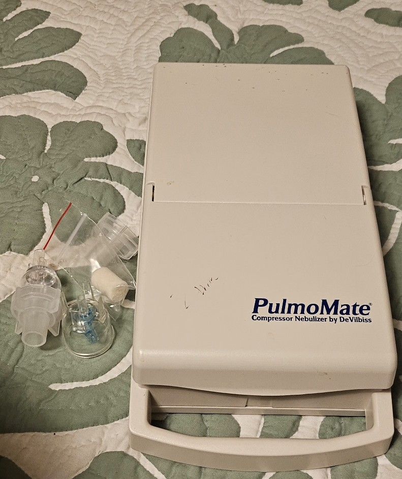 PulmoMate Compressor Nebulizer DeVilbiss