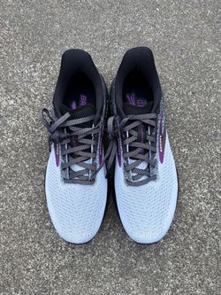 Brooks GTS 10 Size 8W