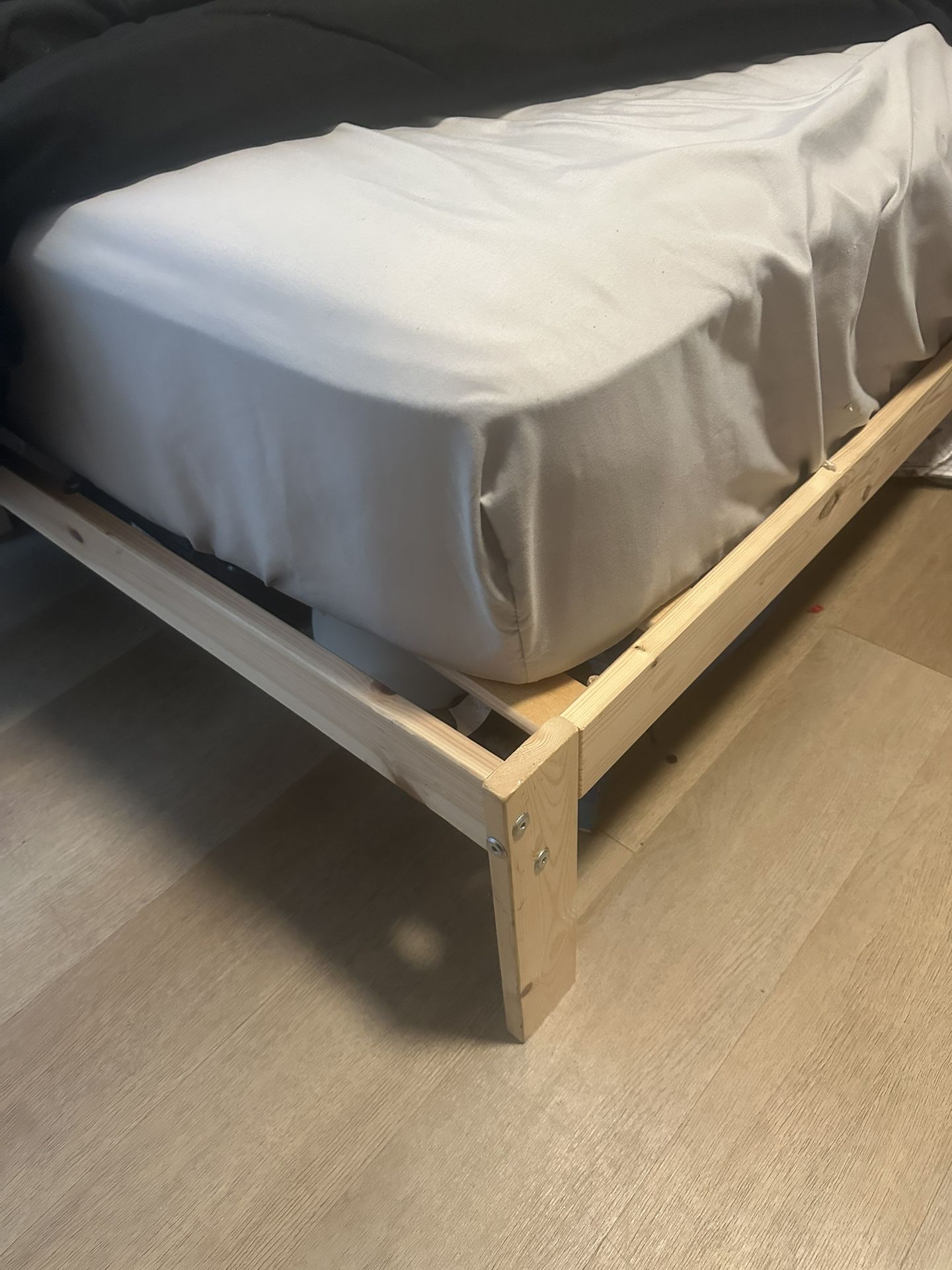 Wood Twin Bed Frame 