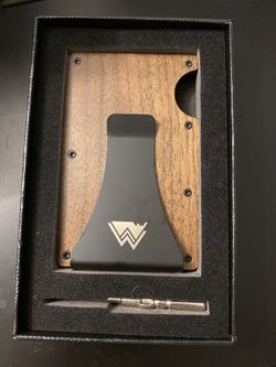 Minimalist Slim RFID Wallet for Men - Natural Walnut Wood & Scratch Resistant