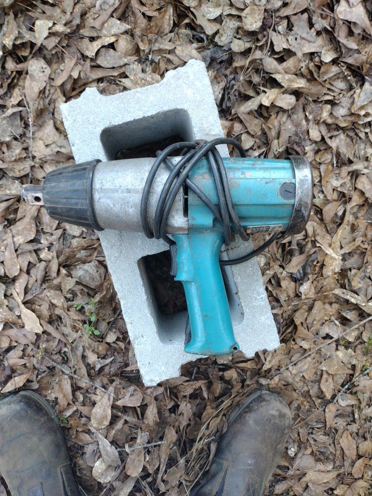 Makita 3/4 Impact
