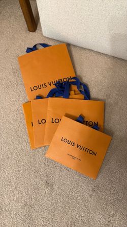 Free Louis Vuitton shopping bags