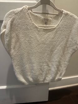 JESSICA SIMPSON SWEATER