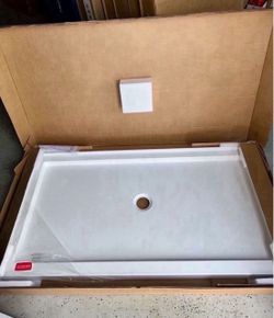 60” X 32” Shower Base Pan Center Drain in White bath bathroom