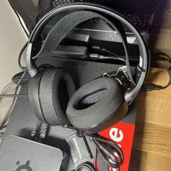 Steelseries Arctis Pro Wireless 