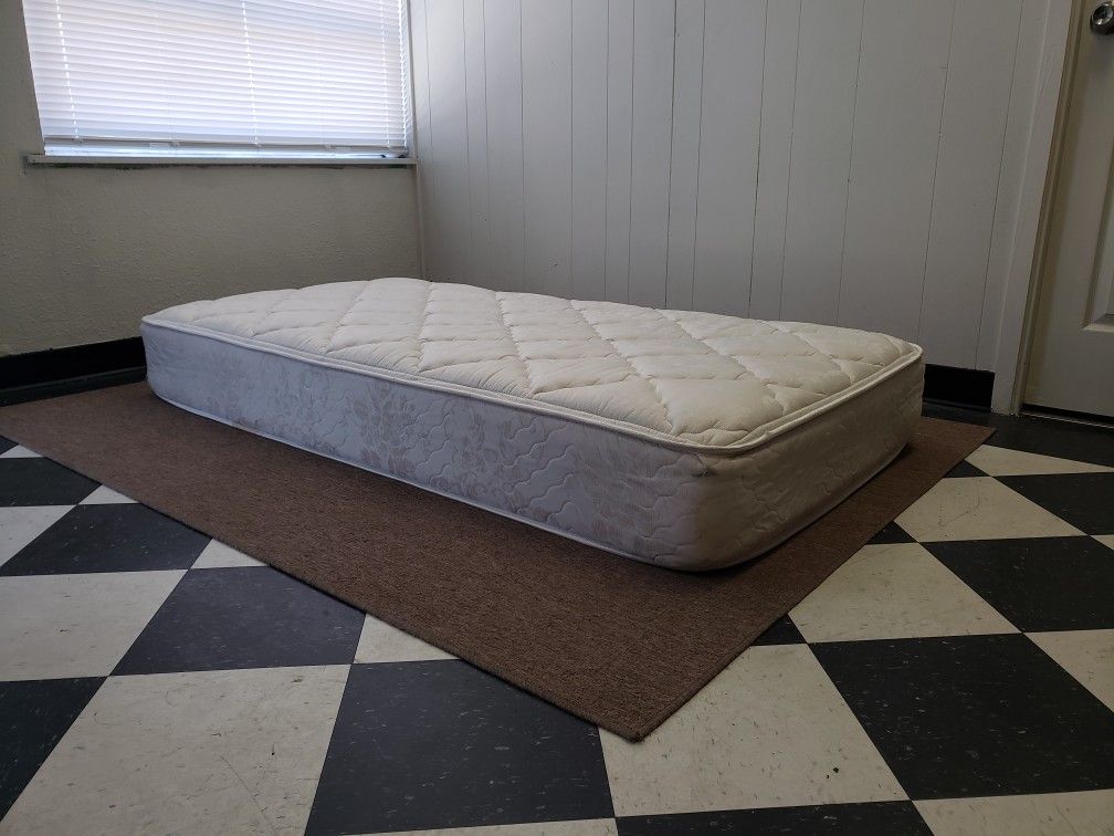 Twin size mattress - can DELIVER almost anywhere for $20 extra - please see all photos and read everything 🙂