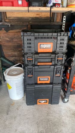 4 piece Ridgid tool box