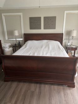 4 piece king Cherry Wood Sleigh Bed Frame