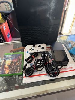 Xbox One Model 1540 Console Bundle w/ Game & Cables – Tested & Working