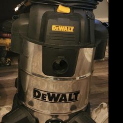 Dewalt Shop Vacuum 10 Gal 6HP