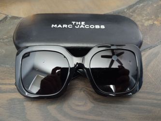 Marc Jacobs Square-Framed Women's Sunglasses - Black - Authentic