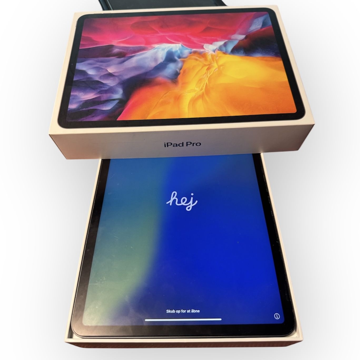 iPad Pro 11-inch 256GB (2nd Gen) w/ Magic Keyboard & Pencil