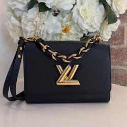 LOUIS VUITTON Twist MM 