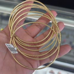 14kt Bangles 26.8 Grms 