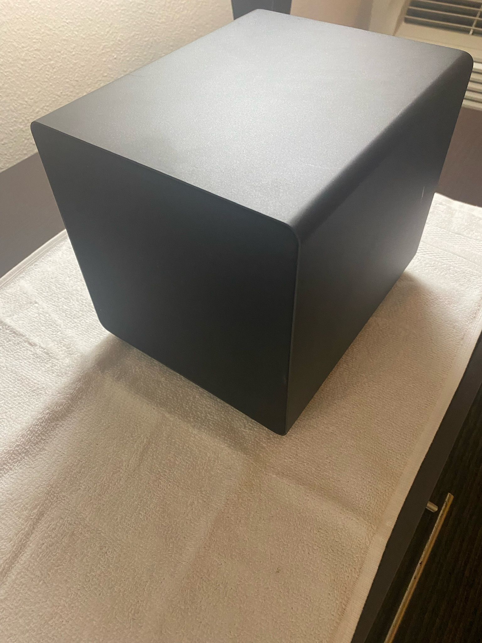 Sonance D8 Subwoofer