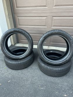 Toyota Sienna Tires