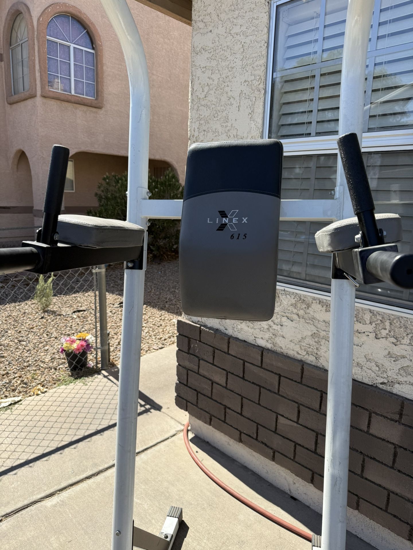 Exercise Power Tower Pull-Up Bar