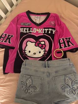hello kitty semi cropped jersey