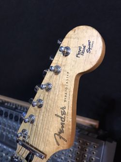 FENDER GUITAR MADE IN JAPAN 90s