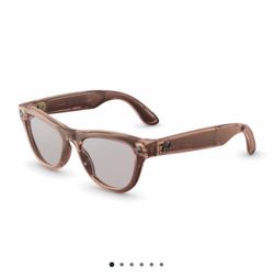 Ray-Ban Meta Skyler (Gen 2) Shiny Transparent Peach Transitions® Brown Lenses