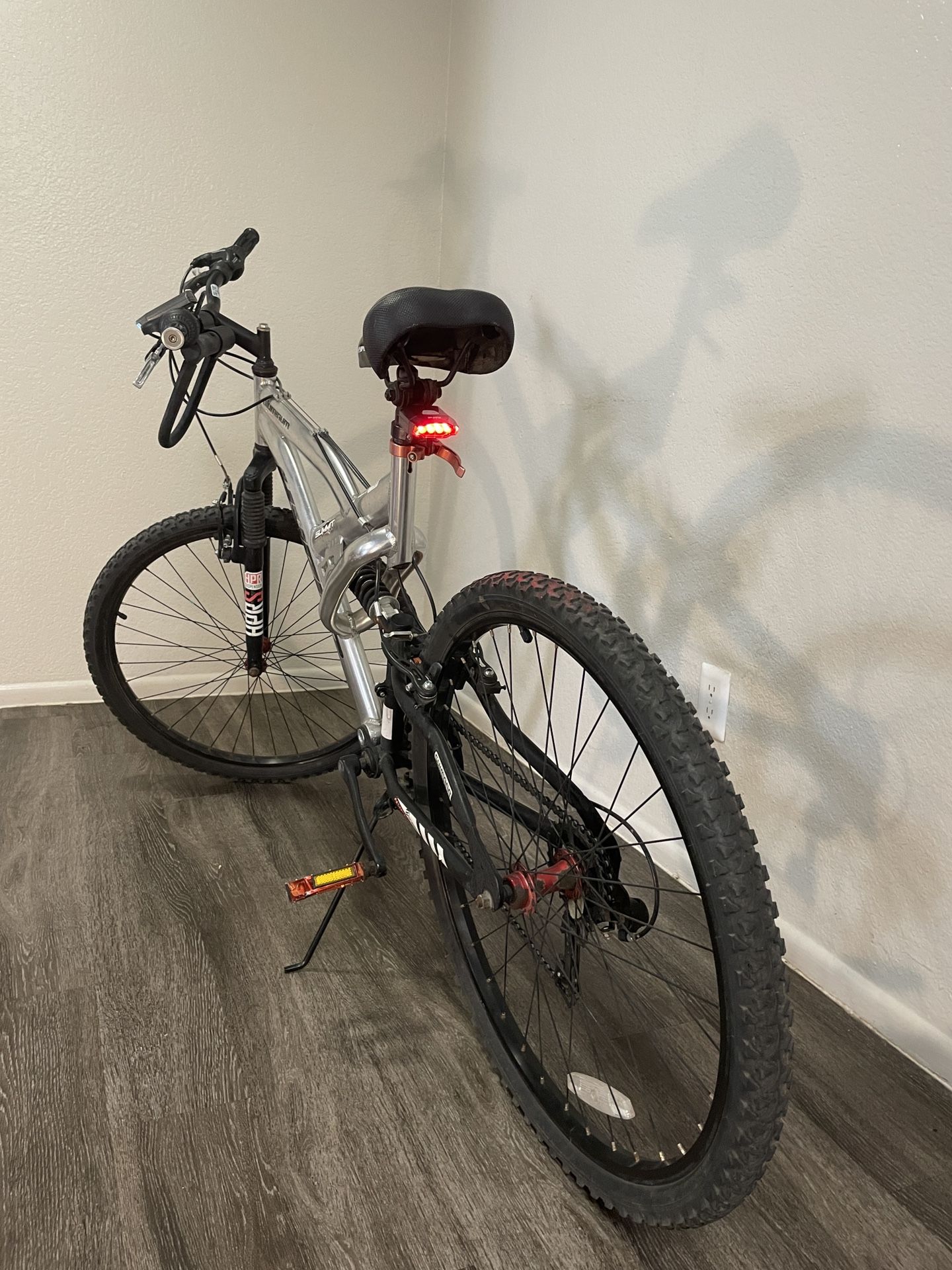 Hyper Summit Bike Aluminium 7005 Series for Sale in Tempe AZ