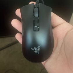 Razor Deathhadder V2 Mini Gaming Mouse