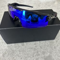 ❤️🎁 NEW OAKLEY RADAR EV PATH SUNGLASSES 🎁❤️