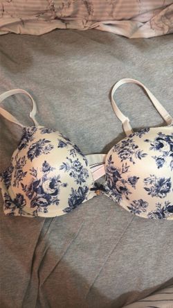 Size 36D Body by Victoria push up bra