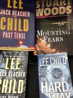 2 Lee Childs  2 Stuart Woods