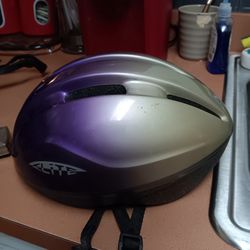 Vintage 1994 Elite Bike Helmet