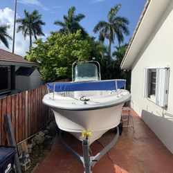 1999 Bayliner 1903 Trophy 19’ / Se habla espanol 