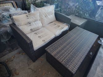 Outdoor Patio Love Seat With Storage Box / Table