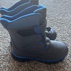 Boy’s Snow Boots