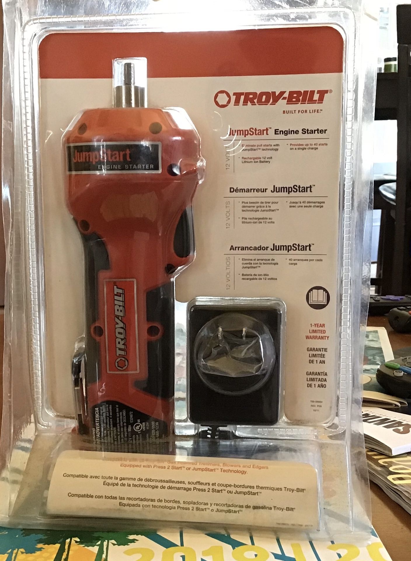 TROYBILT, ENGINE JUMP STARTER FOR WEED EATER AND POWER TOOLS! for Sale