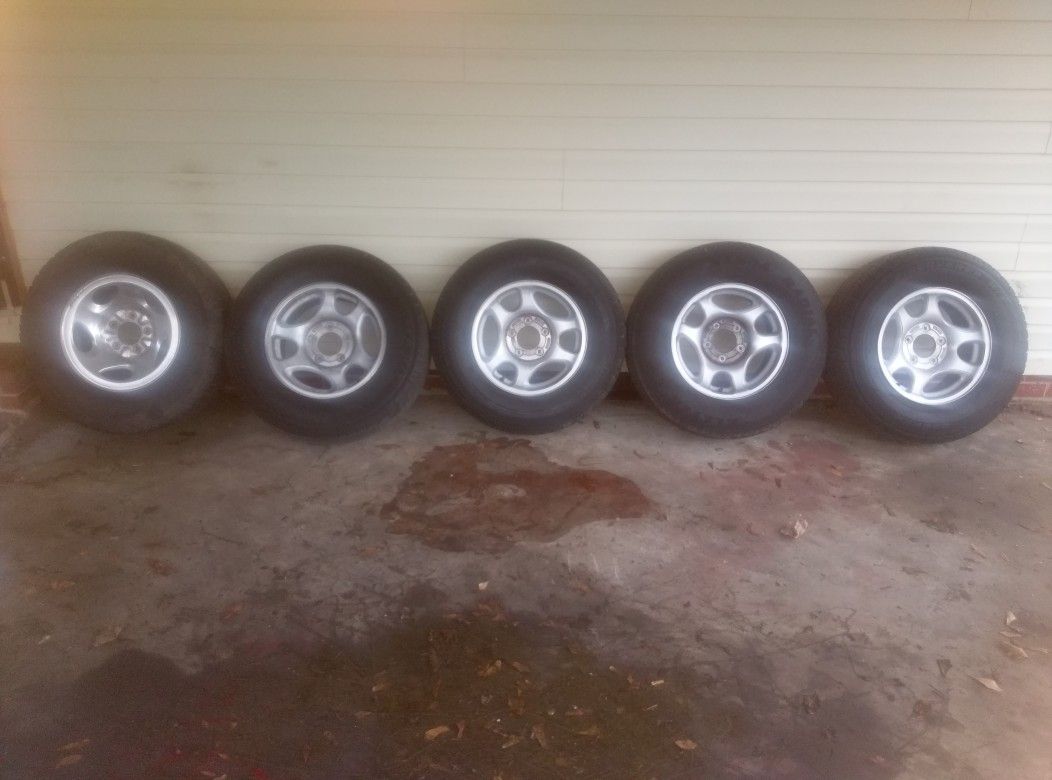 Set of 5 Tires and Wheels (5x135 pattern 97-03 F150)