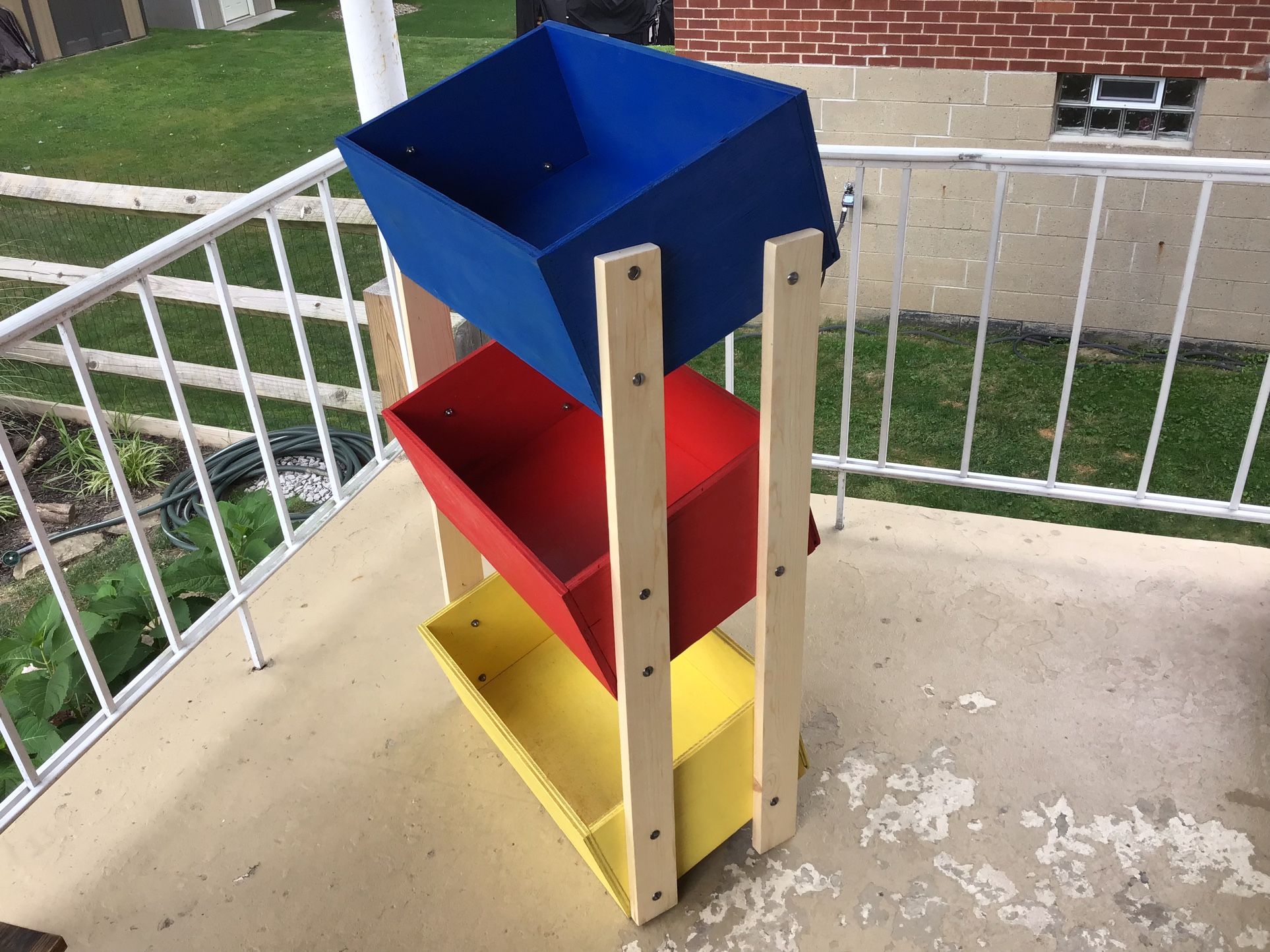 Kid’s Room Organizer